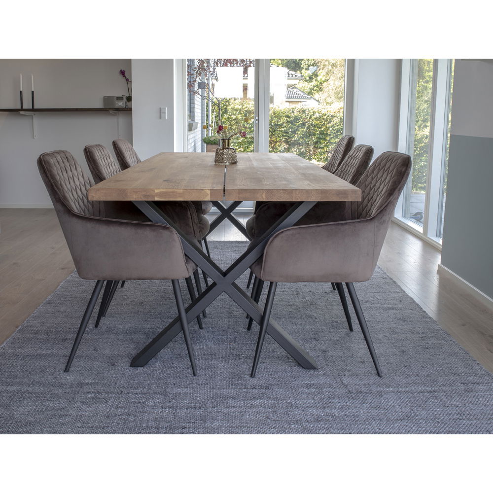 Esszimmerstuhl - Hellbrauner Samt, Schwarze Metallbeine, 87 cm Höhe - Harbo | House Nordic