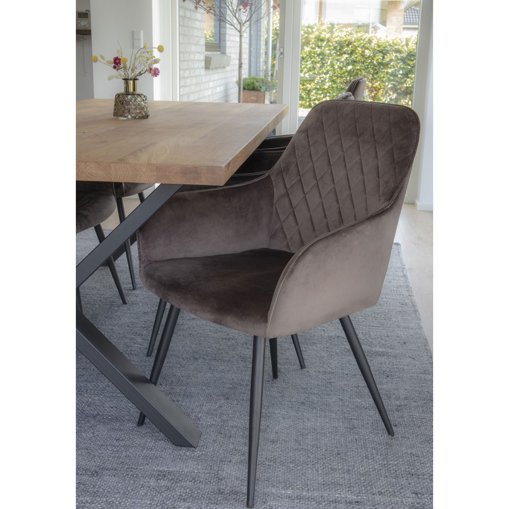 Esszimmerstuhl - Hellbrauner Samt, Schwarze Metallbeine, 87 cm Höhe - Harbo | House Nordic