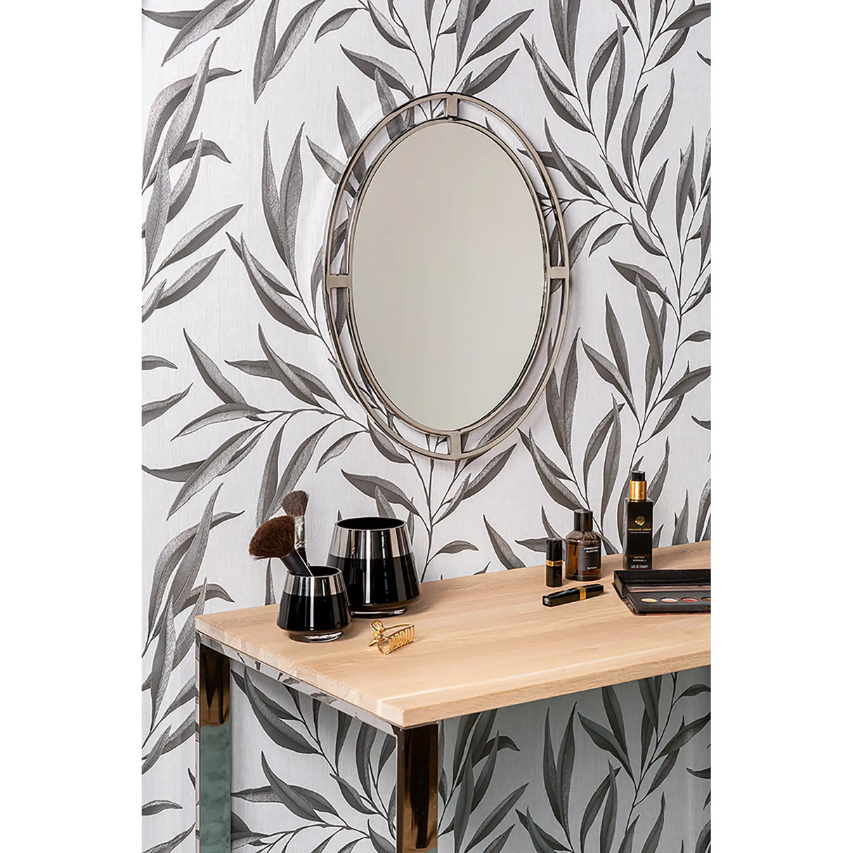 Teelichthalter – Mundgeblasenes Glas, Silberfarbener Rand, Stimmungsvolles Design - Jona | Fink Living