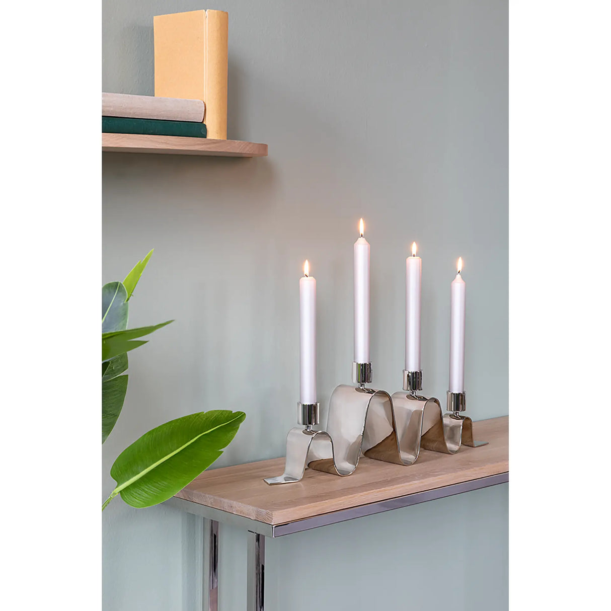 Kerzenhalter – Geschwungene Form, Skulpturales Design, Glanzoptik - Hilara | Fink Living