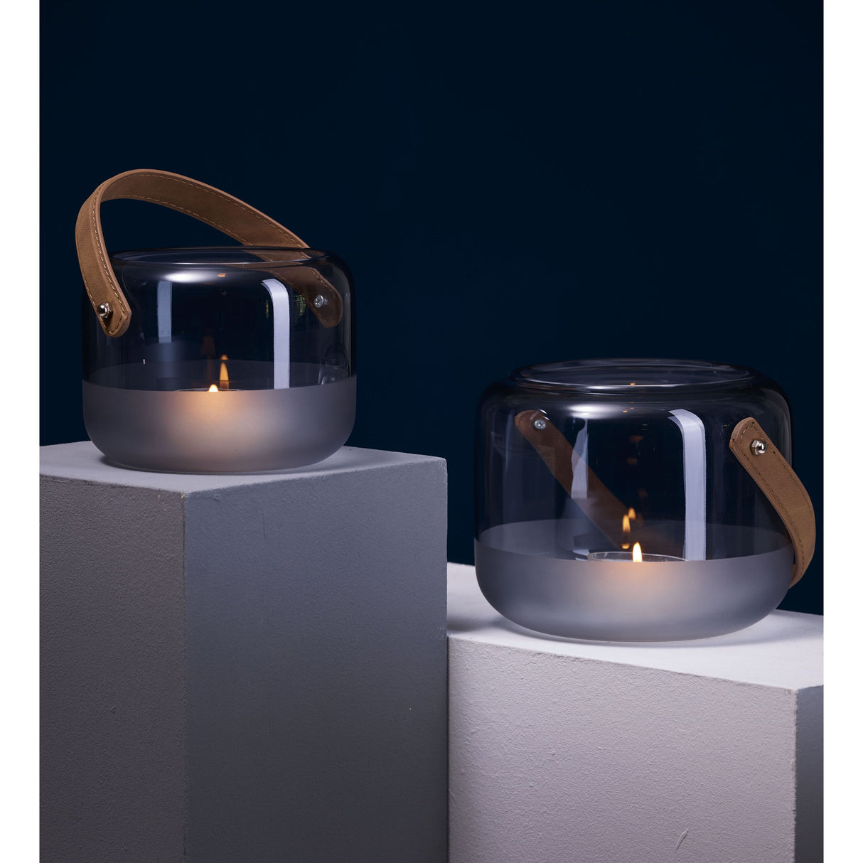 Windlicht Mundgeblasenes Glas Ledergriff Frostboden – Marlon | Philippi