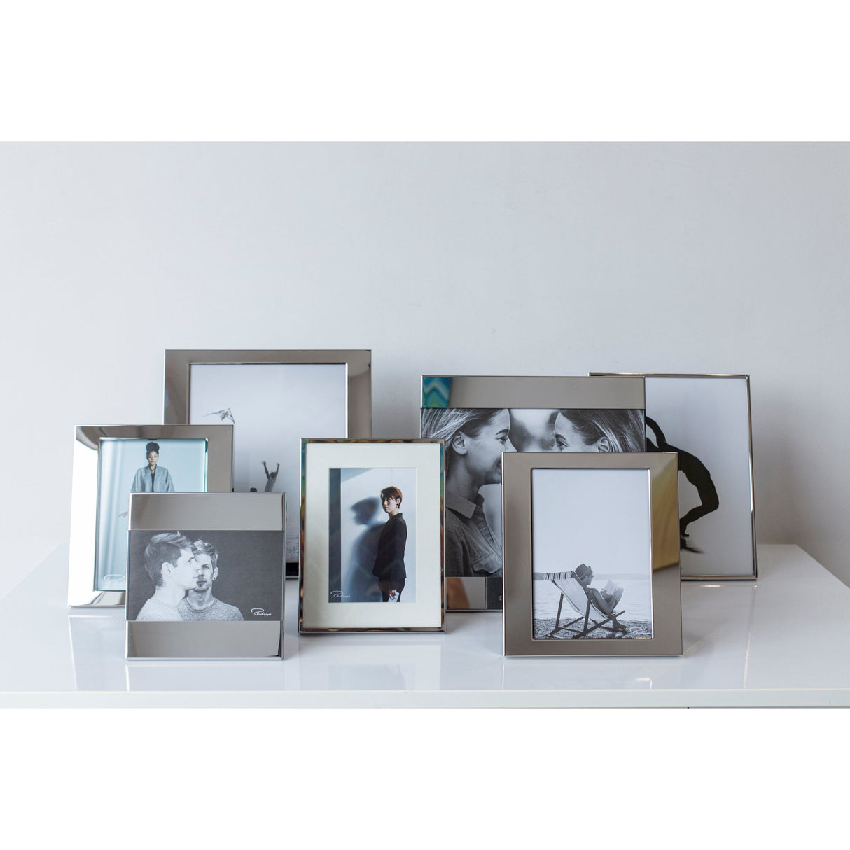 Photo frame Chrome-plated metal casing, Classic mat design, Slim elegant frame – Shadow | Philippi