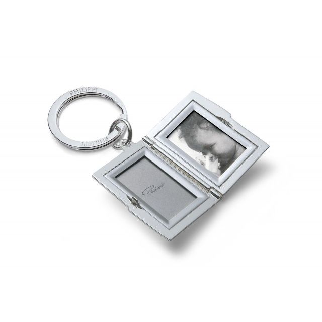 Schlüsselring mit Foto Poliertes Nickel Klapp-Medaillon Zwei Fotoeinsätze – Frame | Philippi