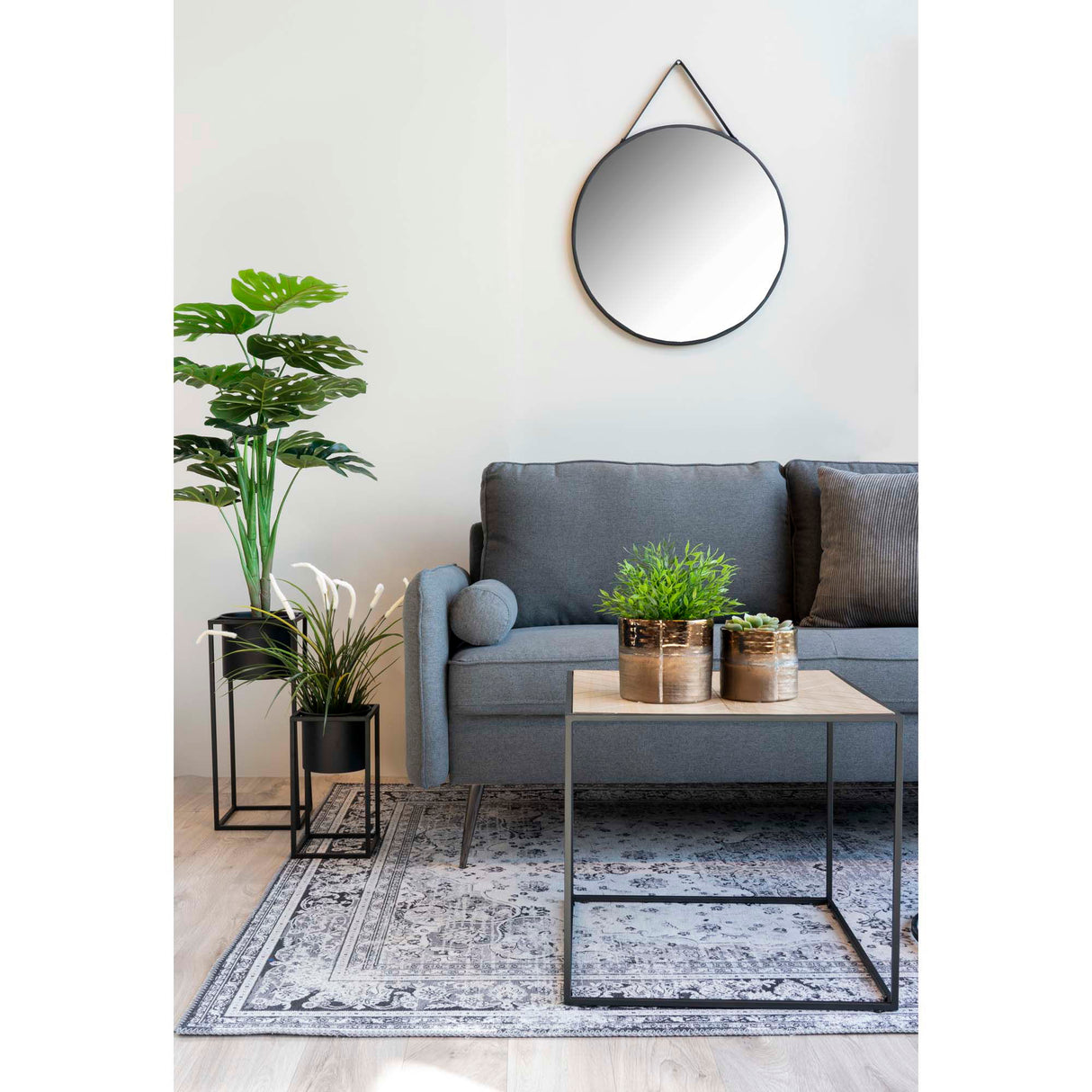Wandspiegel – Schwarzer Metallrahmen, Runde Form, 60 cm Höhe - Trapani | House Nordic