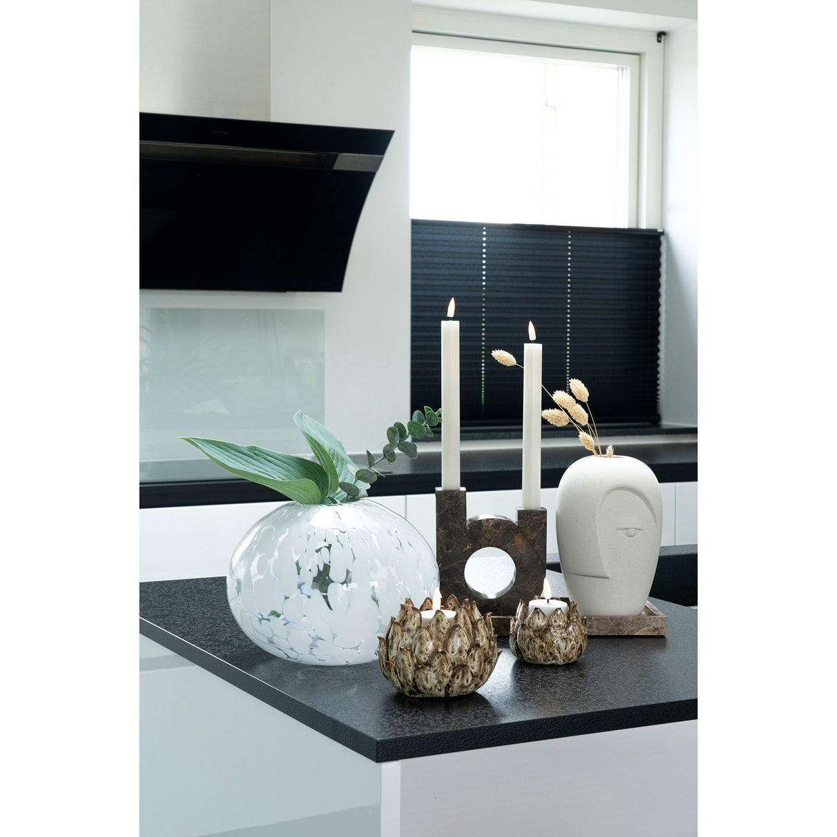 Vase – Sandfarbene Keramik, Skulpturales Gesicht, Mattes Finish - Gesicht | House Nordic