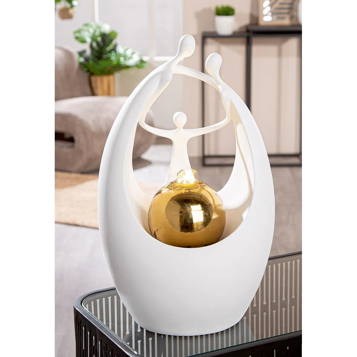 Brunnen – Familien Design, LED Beleuchtung, Weiße Optik - Kolmikko | Gilde