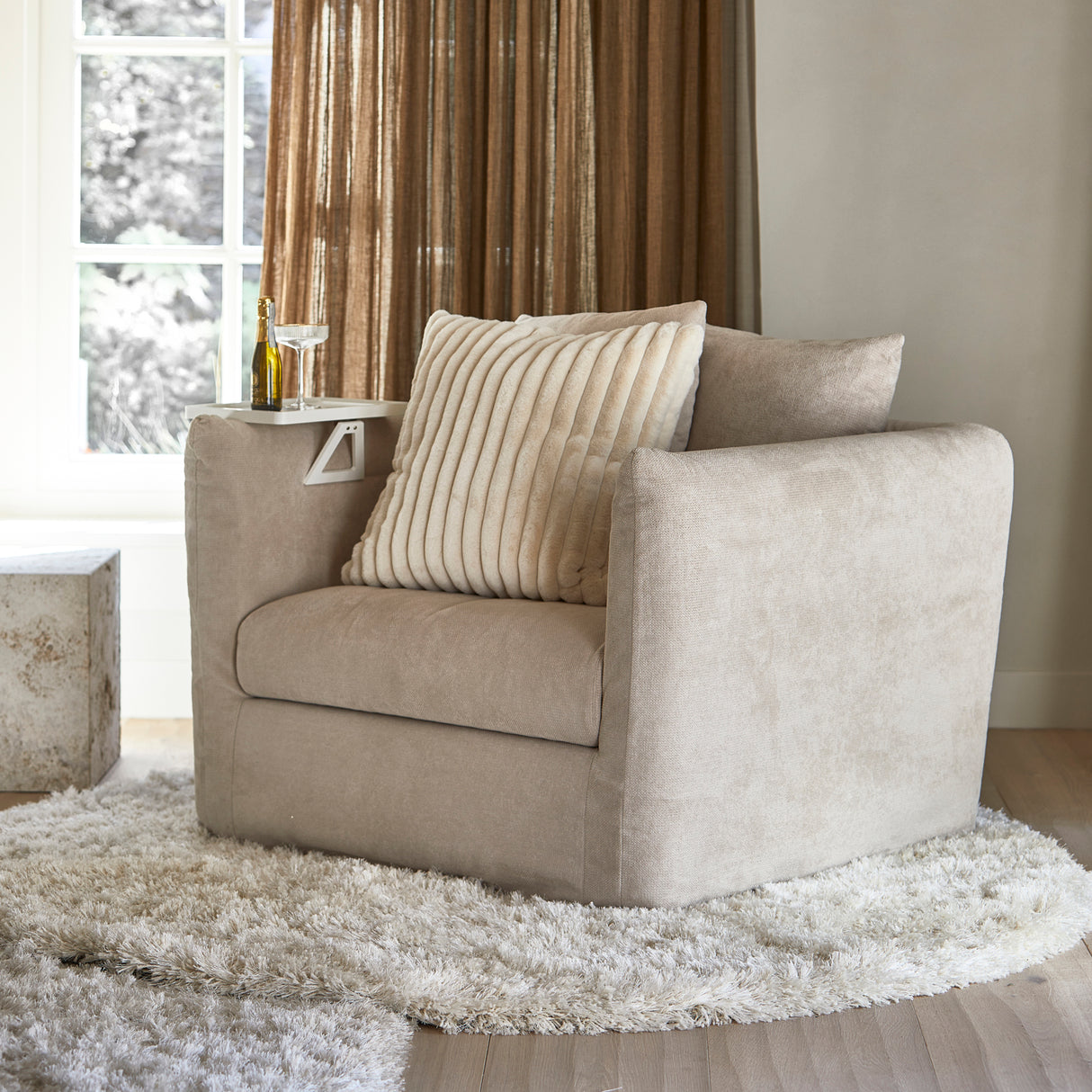 Armlehnentablett Beige, Rechteckig, Holz - Monogram Plateau De Fauteuil | Rivièra Maison - Esszett Luxury | Stilvolles Wohnen mit Charakter