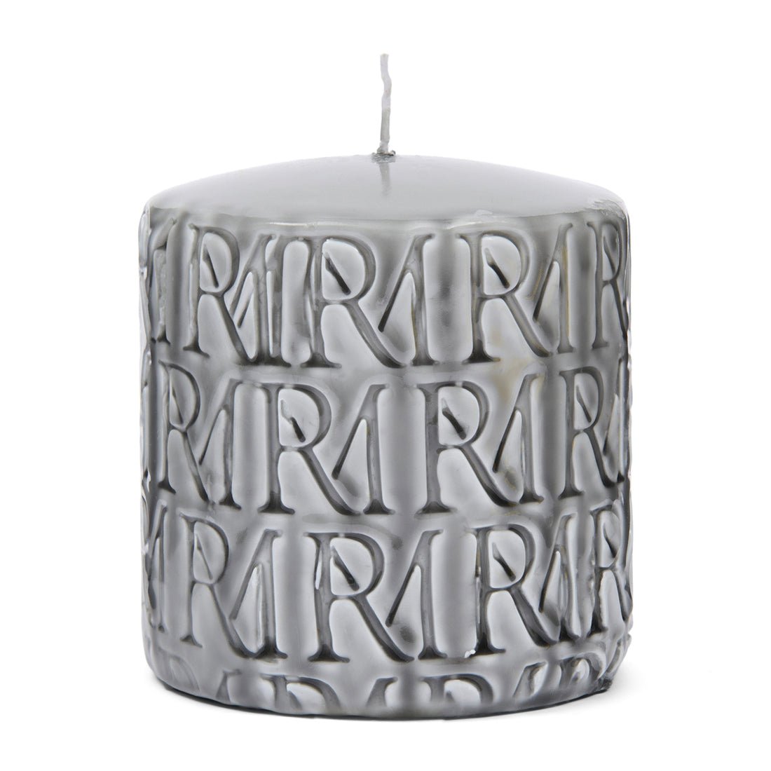 kerze Beige Paraffin mit geprägtem Monogramm M – Monogram | Rivièra Maison - Esszett Luxury | Stilvolles Wohnen mit Charakter