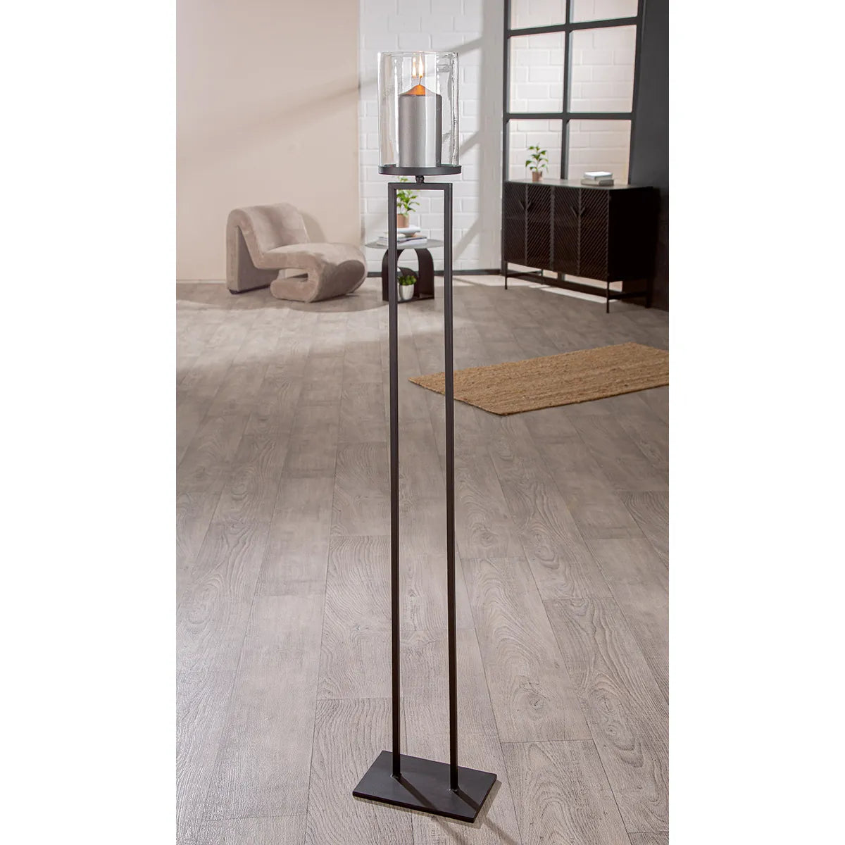 Windlicht – Standfuß Design, Runde Form, 141cm Höhe - Bonito | Gilde