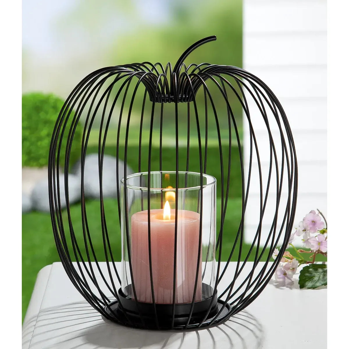 Windlicht – Filigrane Metallstruktur, Schwarze Oberfläche, Stilvoller Glaseinsatz, 26,5 cm - Filo | Gilde