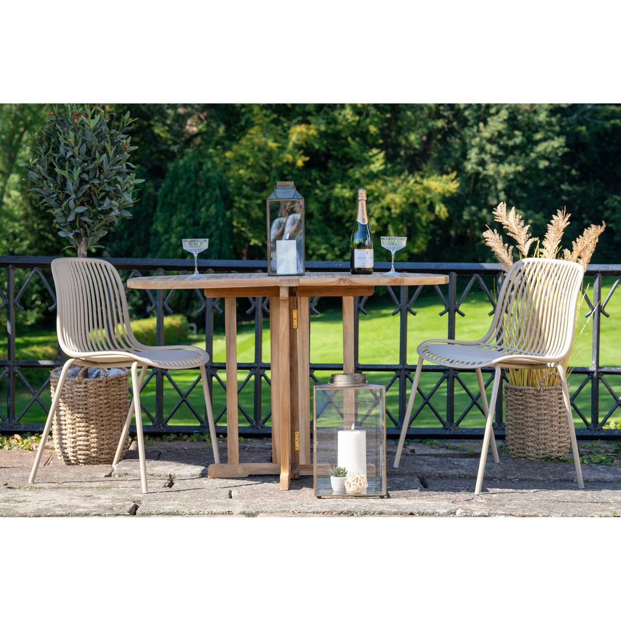 Garden Chair – Polypropylene Material, Stackable Function, UV-Resistant Protection, Easy Care Advantage – Branson | House Nordic