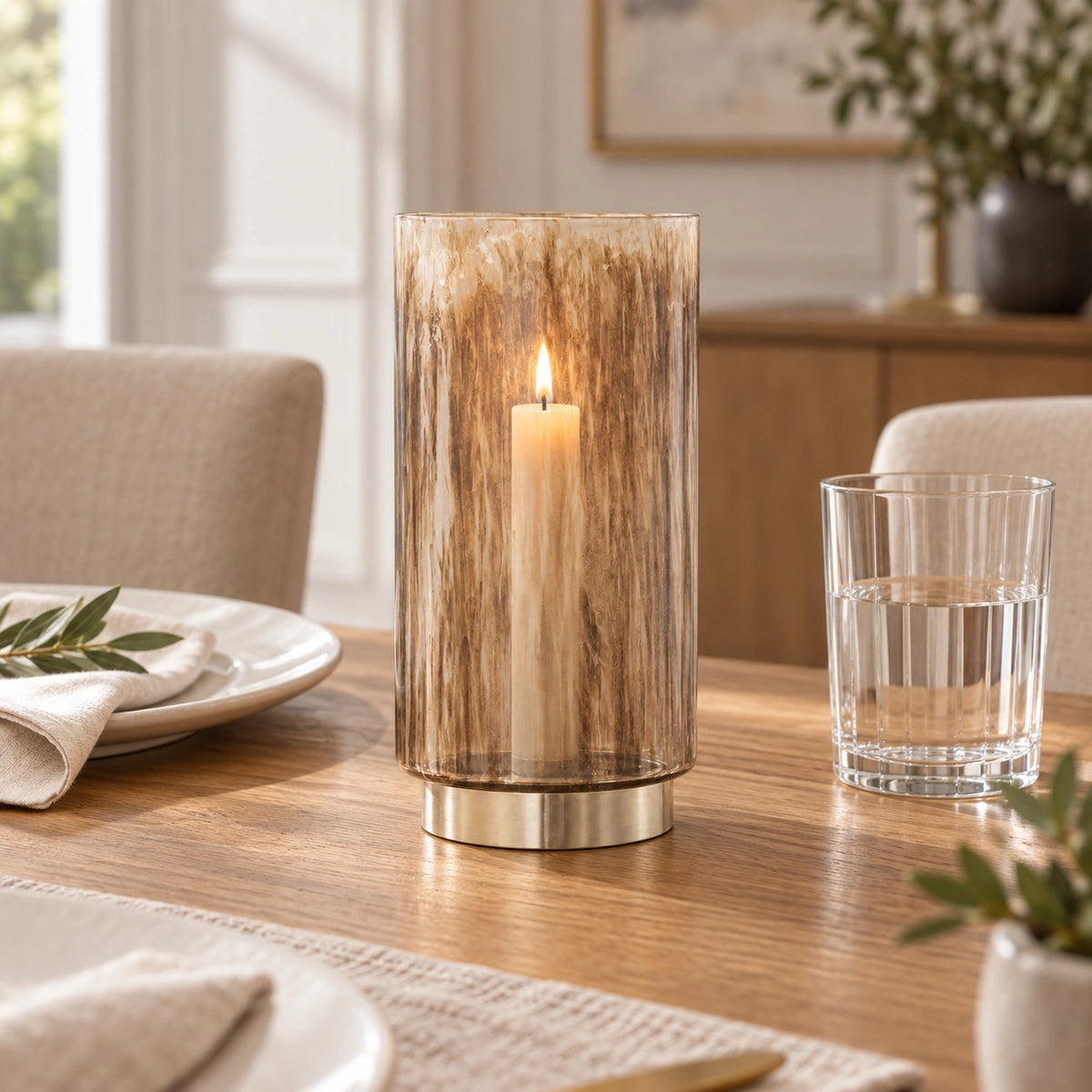 Teelichthalter – Braunes Glas, Runde Form, Goldener Metallfuß - Allie | PTMD
