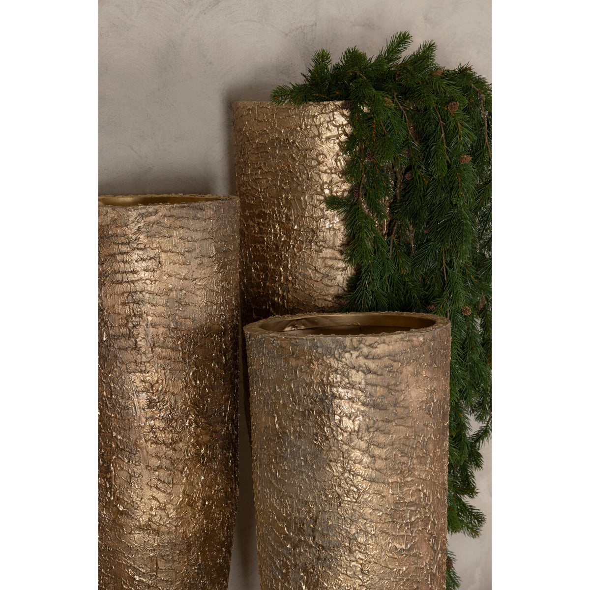 Flowerpot – Tall Shape, Iron Metal, Golden Finish, L – Simona | PTMD