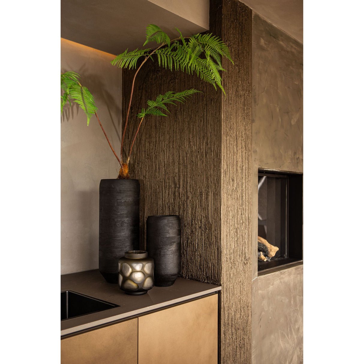 Mango Wood Planter, Handmade, with Rounded Rim, Black Finish, M – Gerd | PTMD