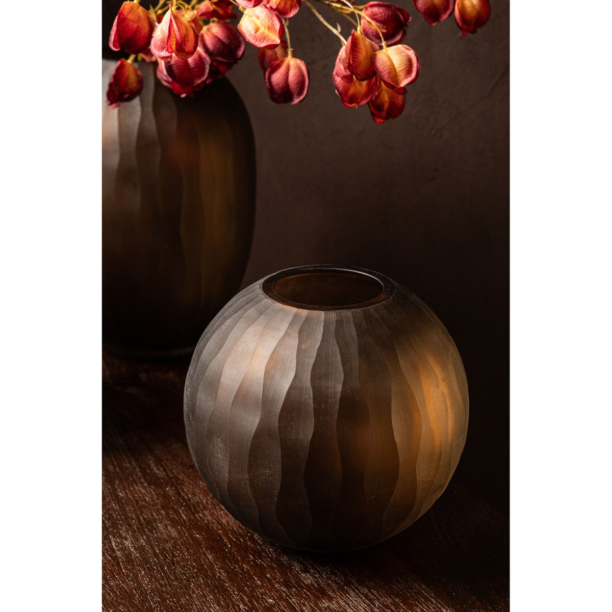 Vase - Solid Glass, Wave Pattern Structure, Brown Color S - Mishan | PTMD