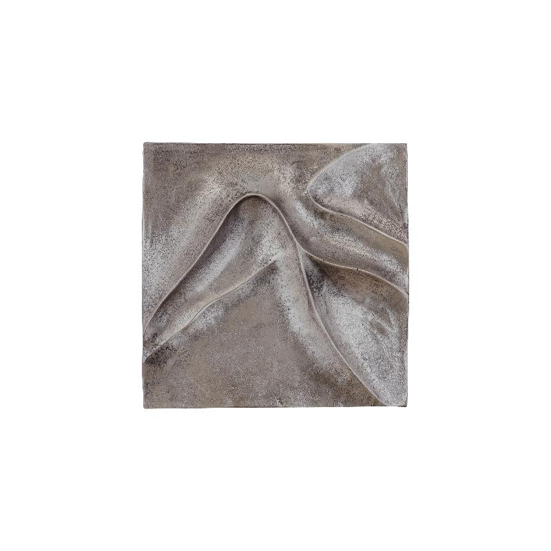 Cast aluminum wall panel in nickel finish with wavy line design, S - Gihan | PTMD