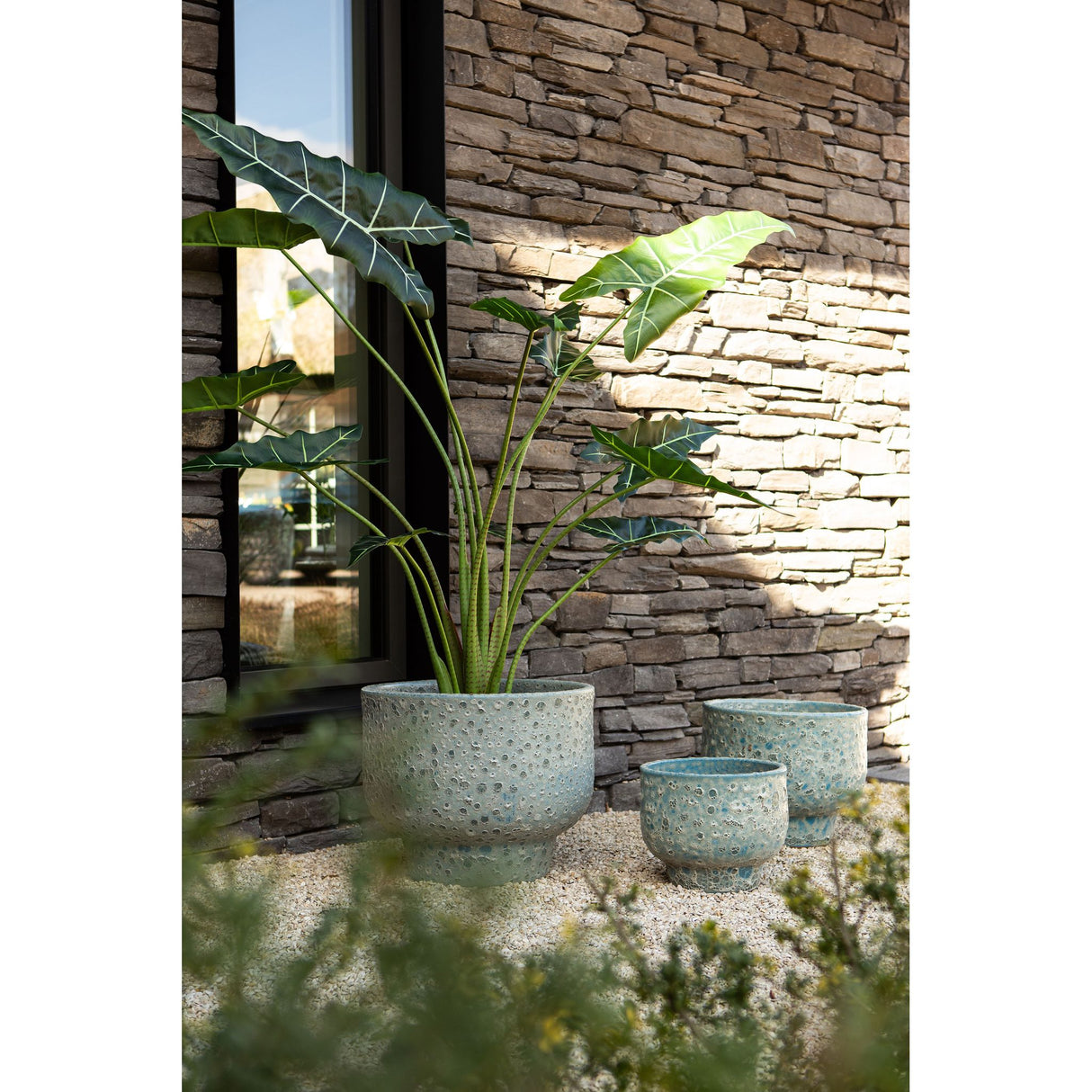 Pot – Ceramic Material, Glazed Surface, Blue Surface – Sanish | PTMD