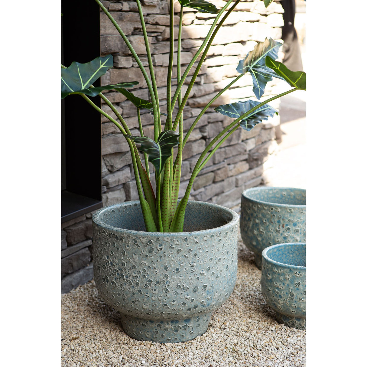 Pot – Ceramic Material, Glazed Surface, Blue Surface – Sanish | PTMD