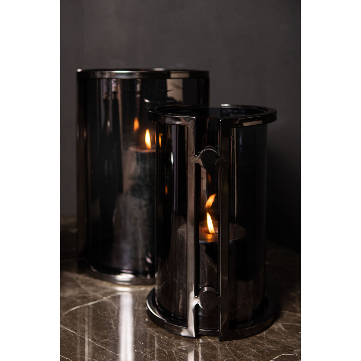 Windlicht – Modernes Design, Runde Form, Edelstahl Material, Schwarz, L – Jarie | PTMD
