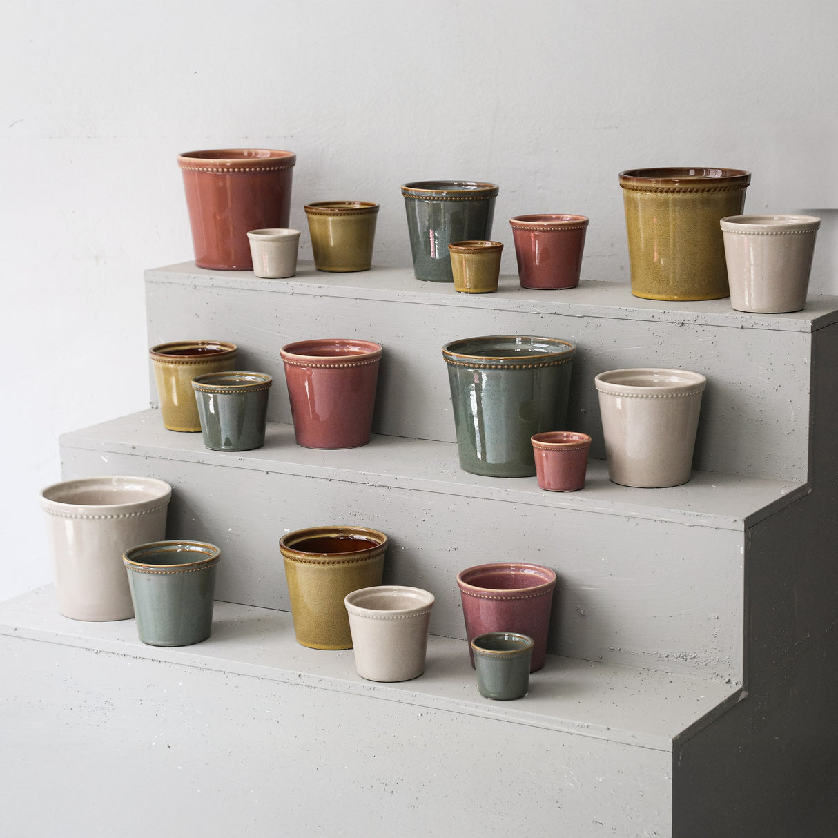 Blumentopf – Rosa Oberfläche, Punktbordüre Design, Keramik Material, XL – Tristah | PTMD