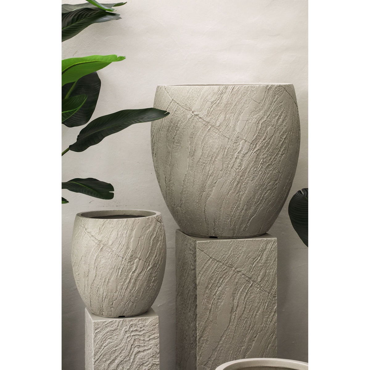 Pot – beige surface, cement material, stone look, set of 3 – Berwin | PTMD