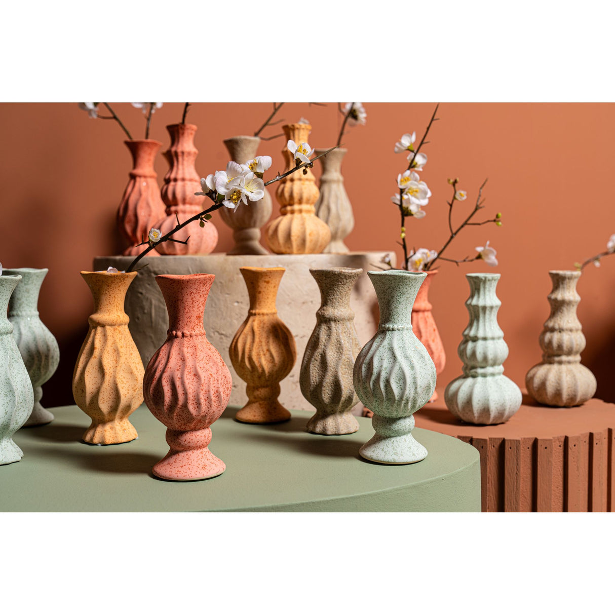 Vase – Bäuchige Form, Mintgrüne Farbe, Keramikmaterial – Nayda | PTMD