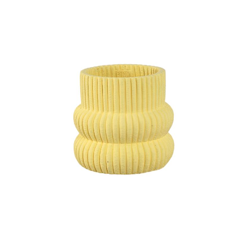 Blumentopf – Runde Form, Zement Material, Gerippte Struktur, Gelbe Oberfläche, M – Lucas | PTMD
