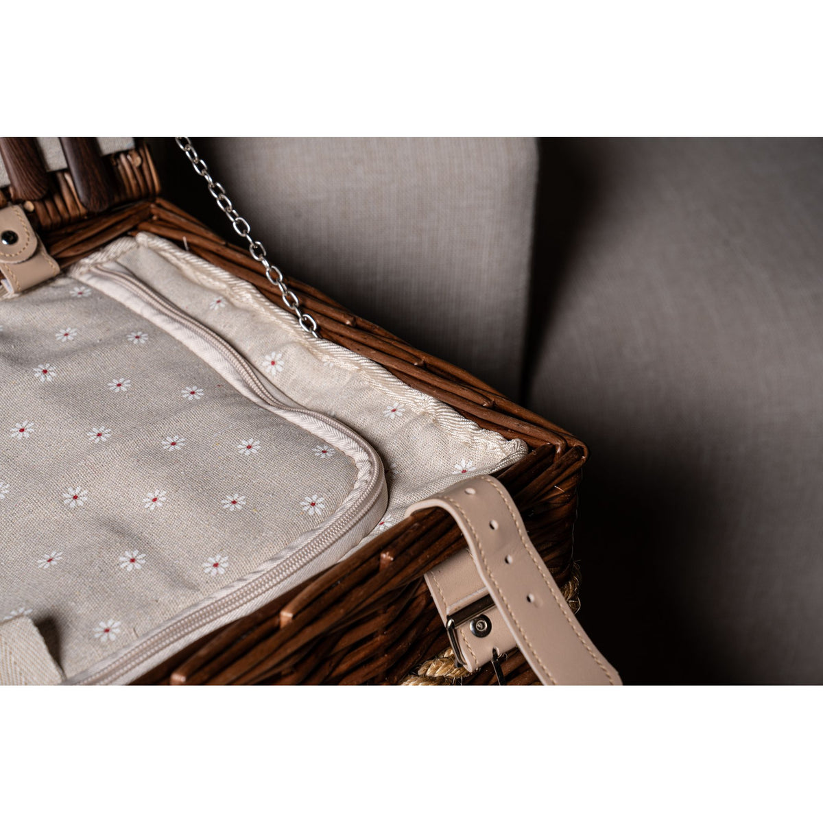 Picnic Basket – Brown Wicker, Rectangular, For 2 People – Kinzey | PTMD