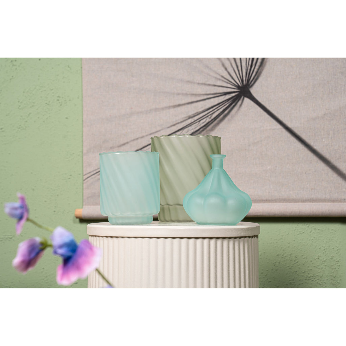 Windlicht – Mattiertes Design, Runde Form, Glasmaterial, Grün, M – Rameen | PTMD