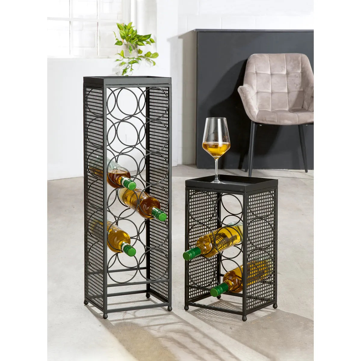 Weinregal – Flaschenhalter Design, Metall Material, Geometrisches Muster - Retino | Gilde