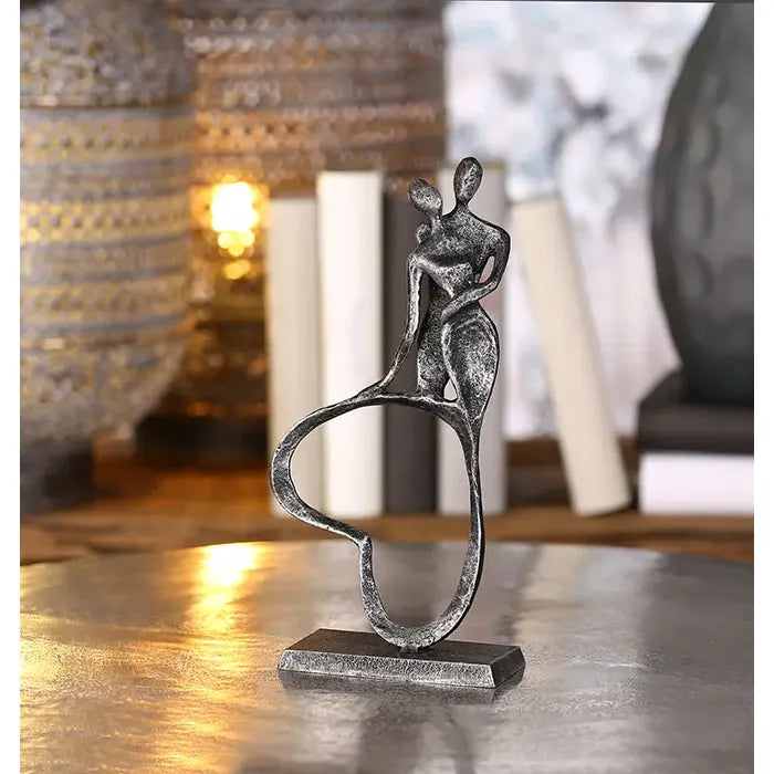 Herzskulptur – Antikes Eisen, Matte Struktur, Paarmotiv, 23 cm - Stand by me | Gilde