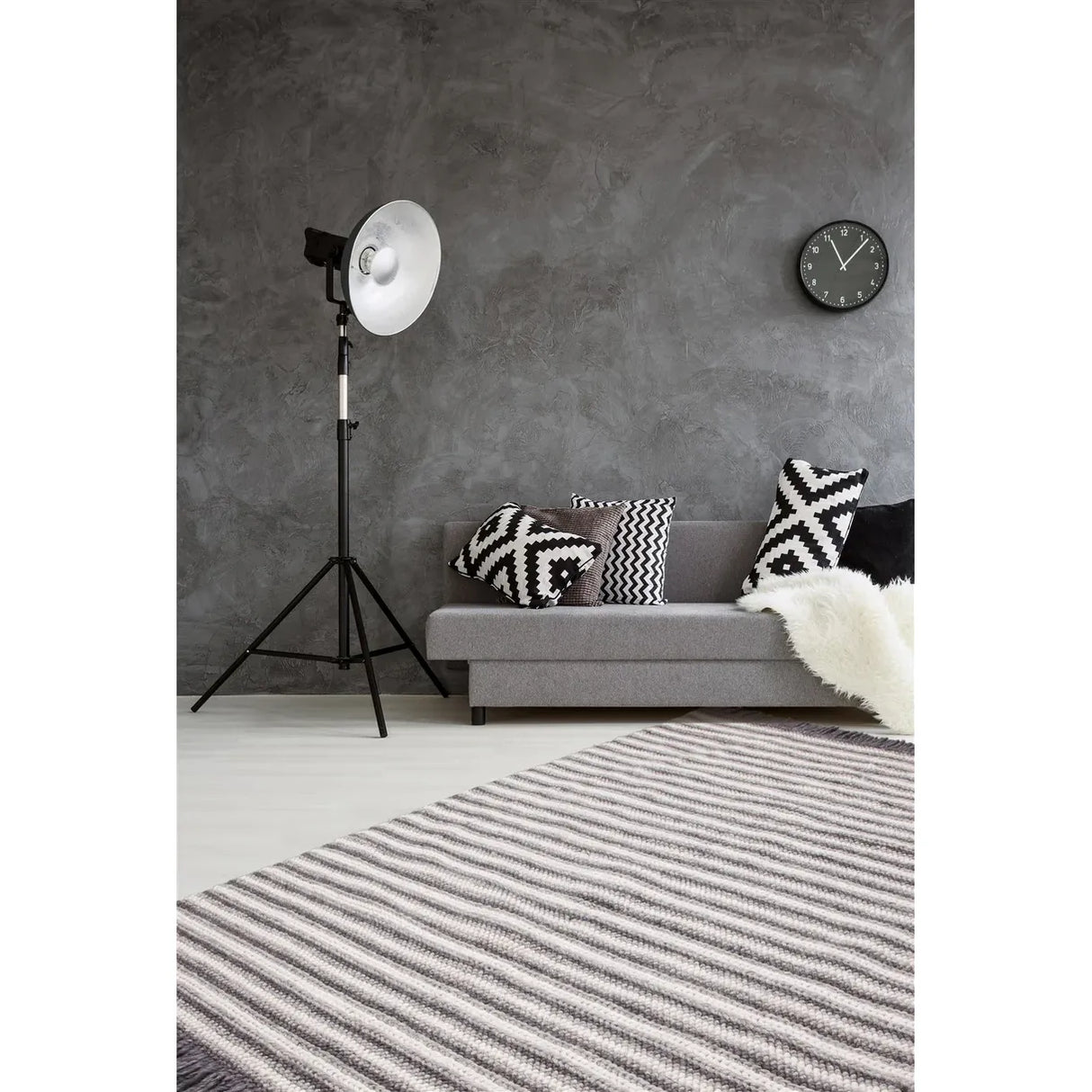Rug - Hand-woven flat pile in natural tones with fringes, durable cotton backing, easy to care for - Natura 310 | Kayoom