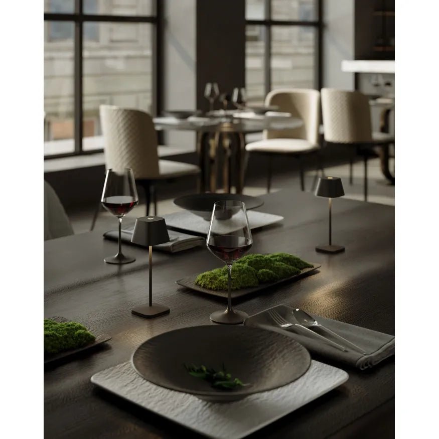 Tischleuchte Touch - Dimmer, IP65 Aluminium, Ladestation inklusive - Neapel Micro RC | Villeroy & Boch - Esszett Luxury | Stilvolles Wohnen mit Charakter