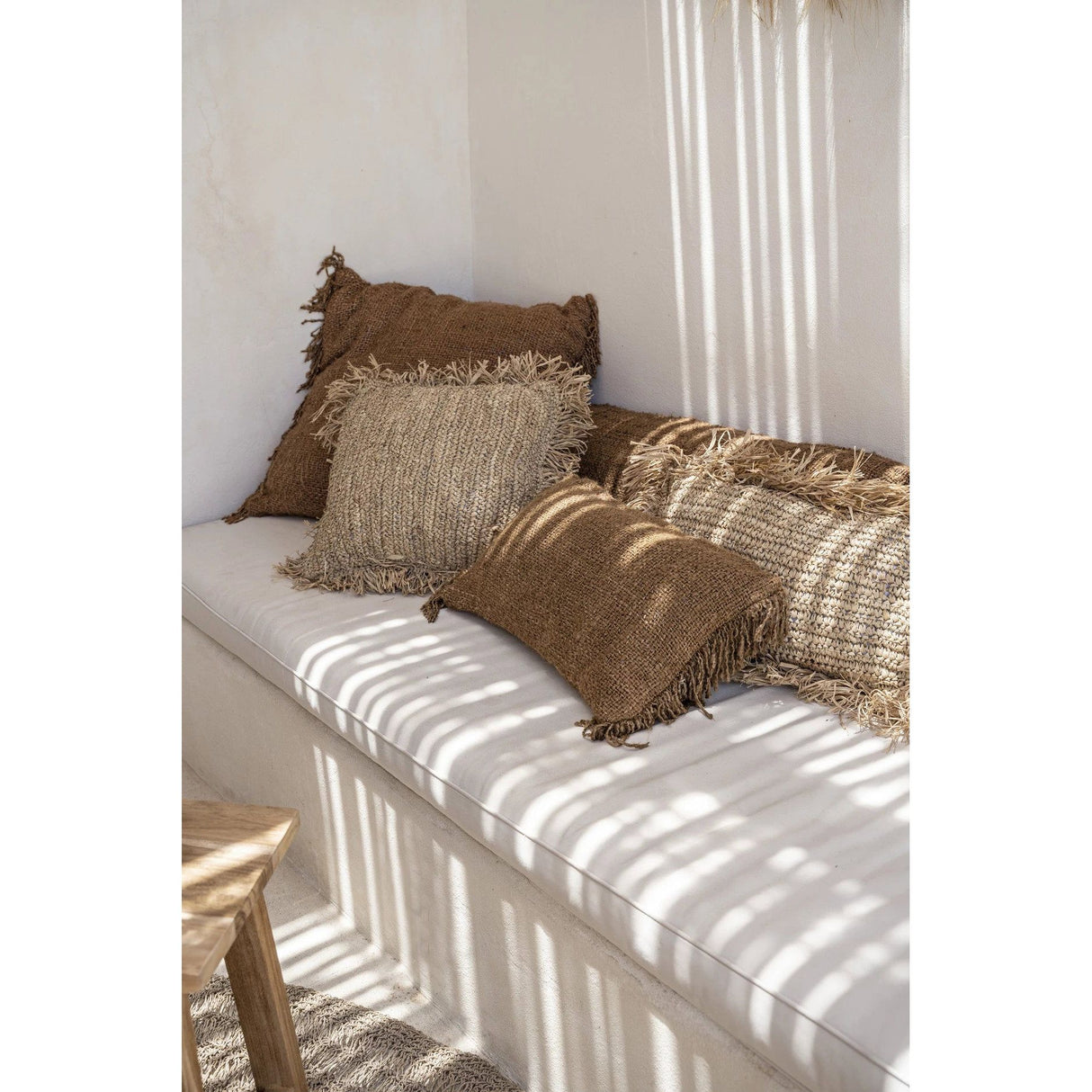 Kissenbezug – Handgewebte Raffia, Natürliche Struktur, Boho-Design - Raffia | Bazar Bizar Antwerp