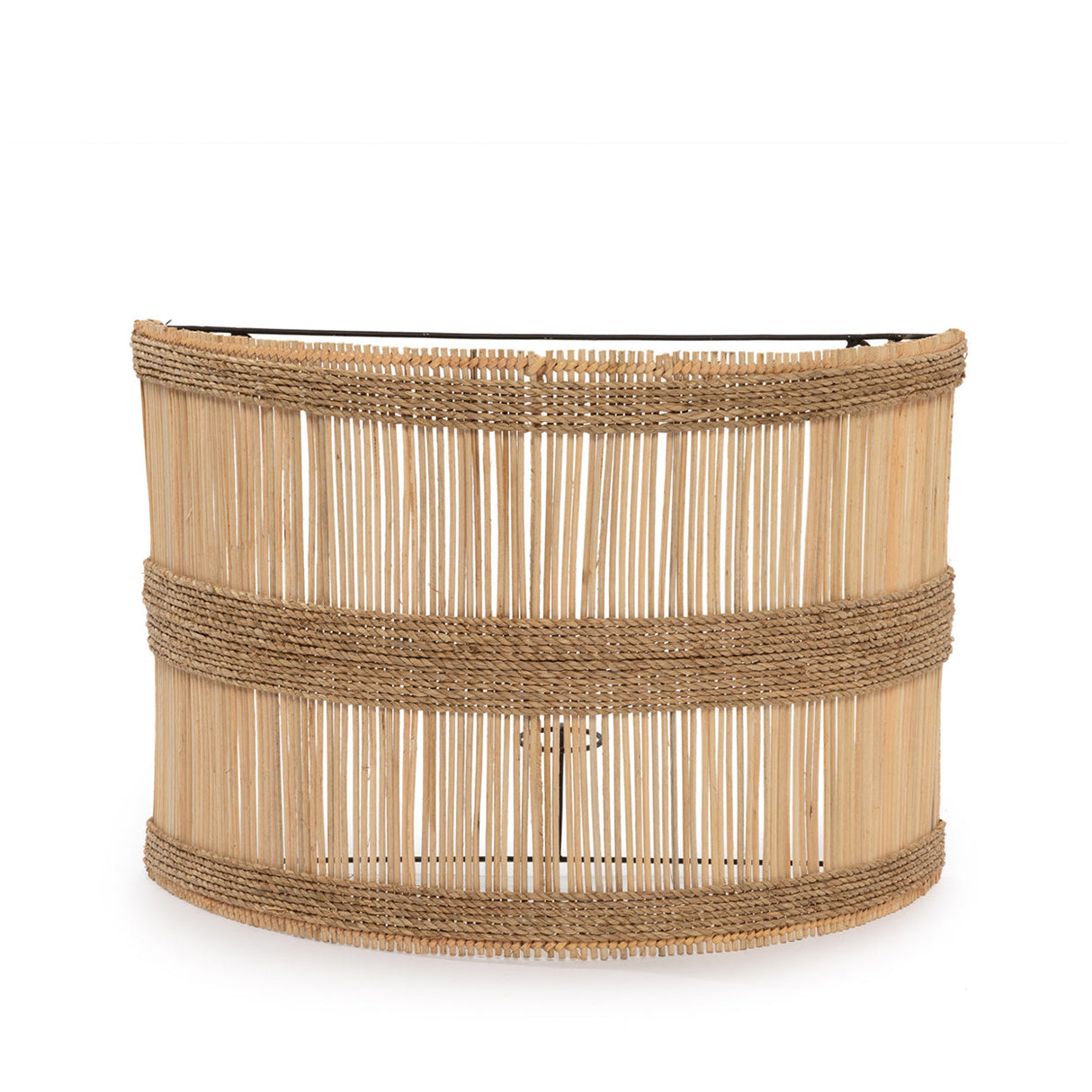 Wandleuchte – Rattan, Geflochtenes Design, Halbzylinderform, M - Doedoe | Bazar Bizar Antwerp