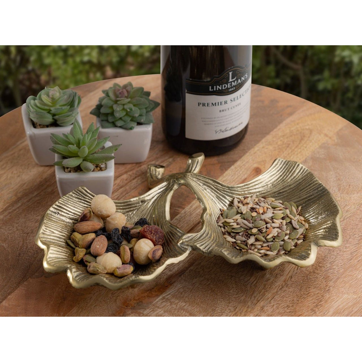 Schale – Aluminium Material, Ginkgo Design, Gold Finish - Leaf | MVG Voglrieder
