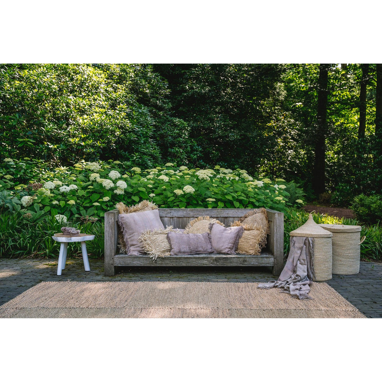 Kissenbezug – Samt Material, Boho Stil, Beton Ton, 30x50 - Oh My Gee | Bazar Bizar Antwerp