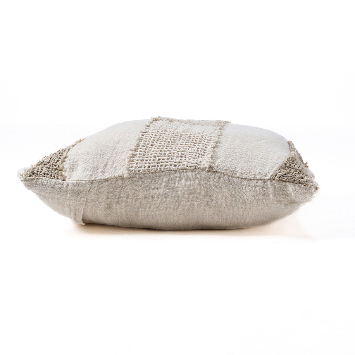Kissenbezug – Weiches Leinen, Natürliches Design, Gewebte Struktur - Linen Threads | Bazar Bizar Antwerp