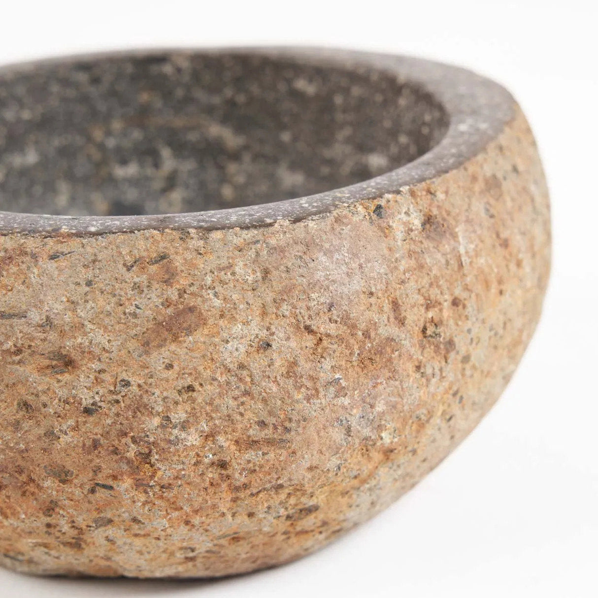 Bowl – Solid Stone, Polished Surface, Organic Shape, M – River Stone | Bazar Bizar Antwerp