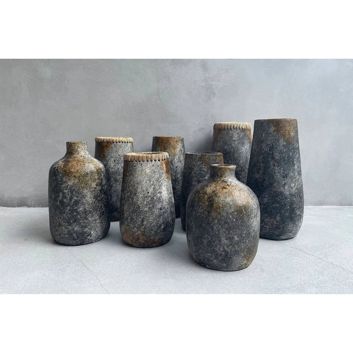 Vase – Terrakotta, Skulpturales Design, Gesichtsform, S - Spooky | Bazar Bizar Antwerp
