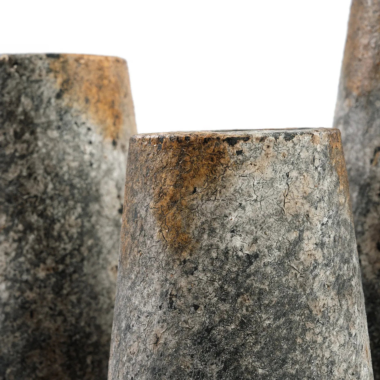 Vase – Terrakotta, Skulpturales Design, Gesichtsform, S - Spooky | Bazar Bizar Antwerp