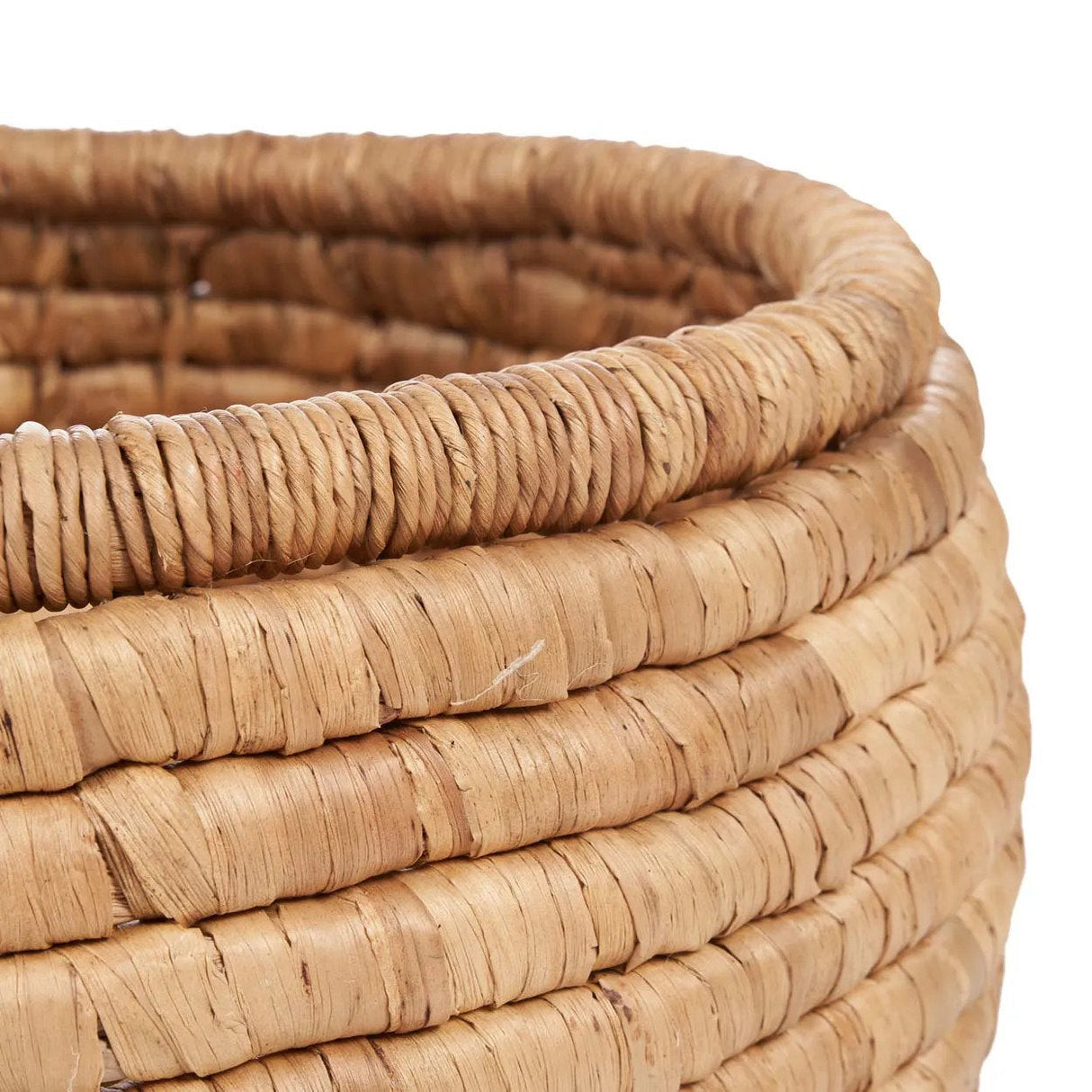 Korb – Bananenblatt Material, Strukturierte Oberfläche, Multifunktionales Design – Sarvatah | Bazar Bizar Antwerp