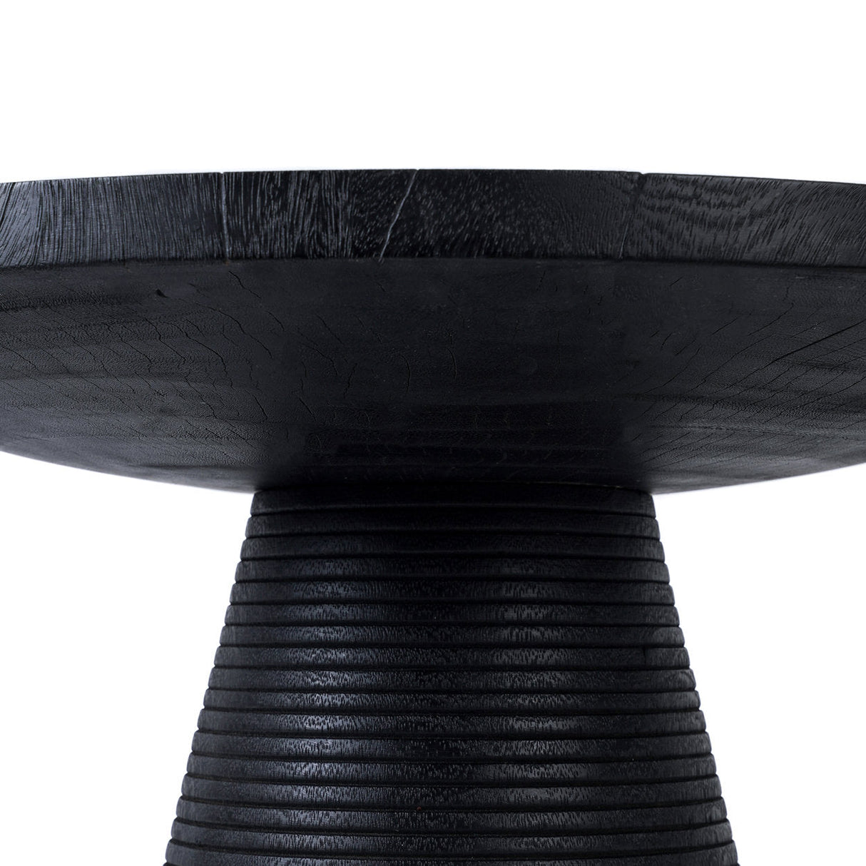 Couchtisch – Suarholz Material, Runde Form, Glatte Oberfläche – Hi Matata | Bazar Bizar Antwerp