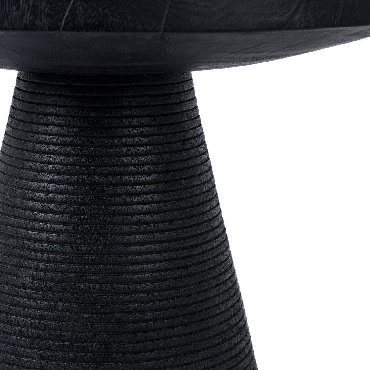 Couchtisch – Suarholz Material, Runde Form, Glatte Oberfläche – Hi Matata | Bazar Bizar Antwerp