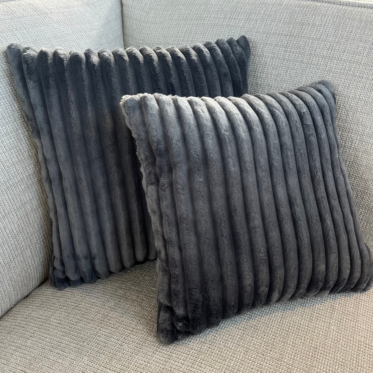 Cushion - Soft & Cozy, Warm Feel, Stylish Decorative Element - Tilia | Starfurn