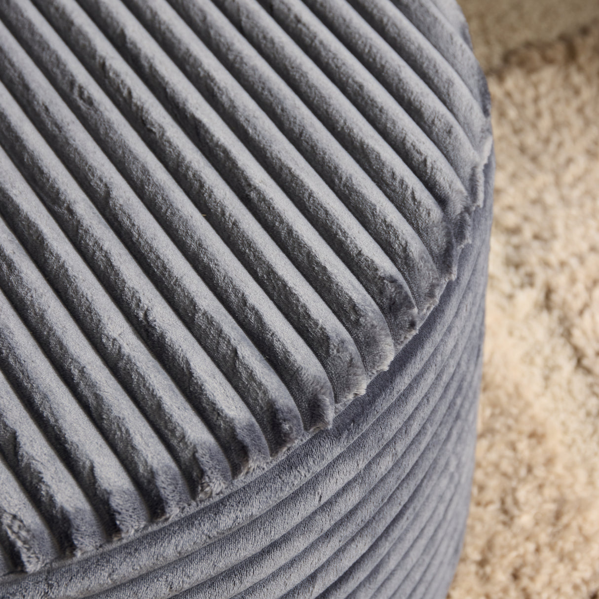 Hocker – Weicher Stoffbezug, Runde Form, Vielseitige Nutzung, Tilia 85, 32 cm | Starfurn