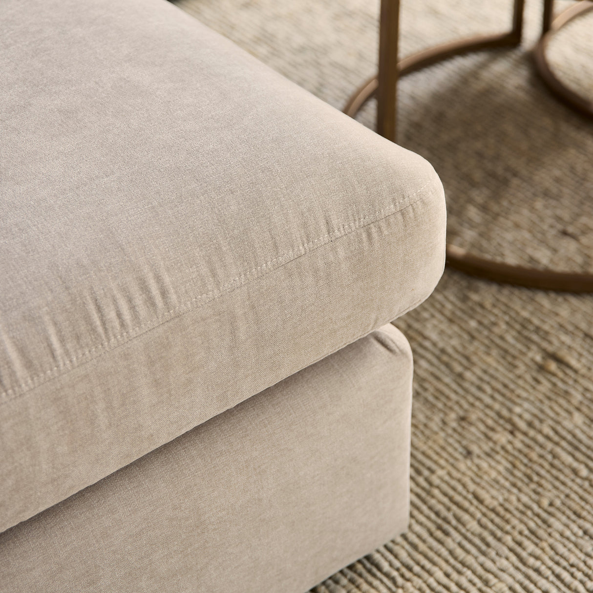 Corner Sofa - Ottoman left & Beech Wood Frame & Cold Foam Upholstery – Jesse | Starfurn