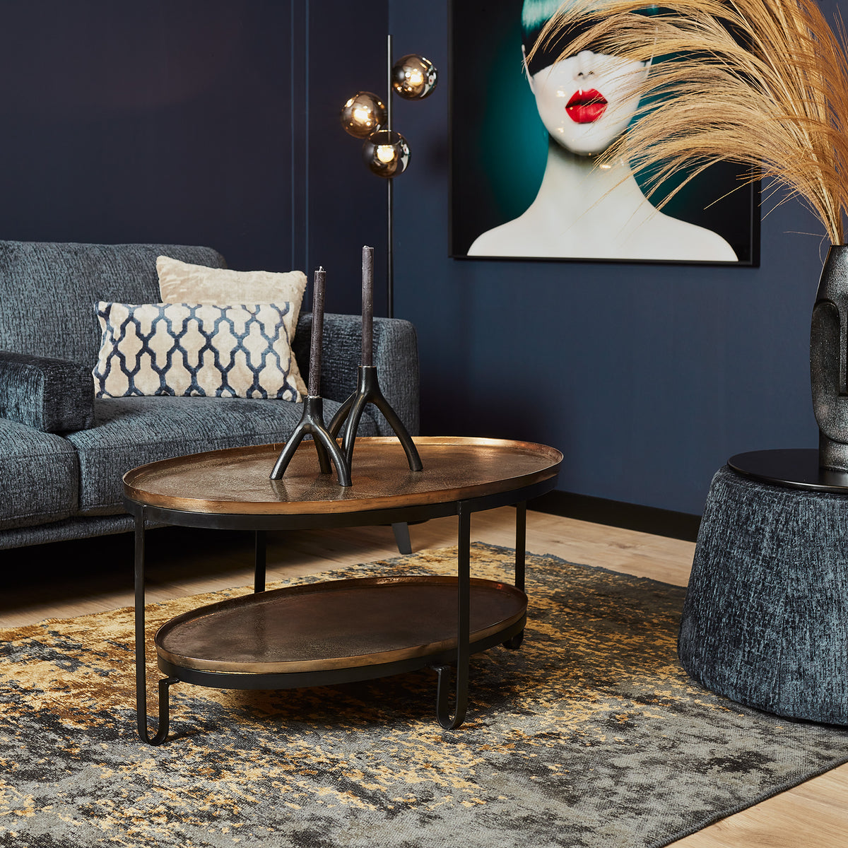 Coffee Table - Oval Shape, Aluminum Surface, Antique Gold Finish - Kate | Starfurn