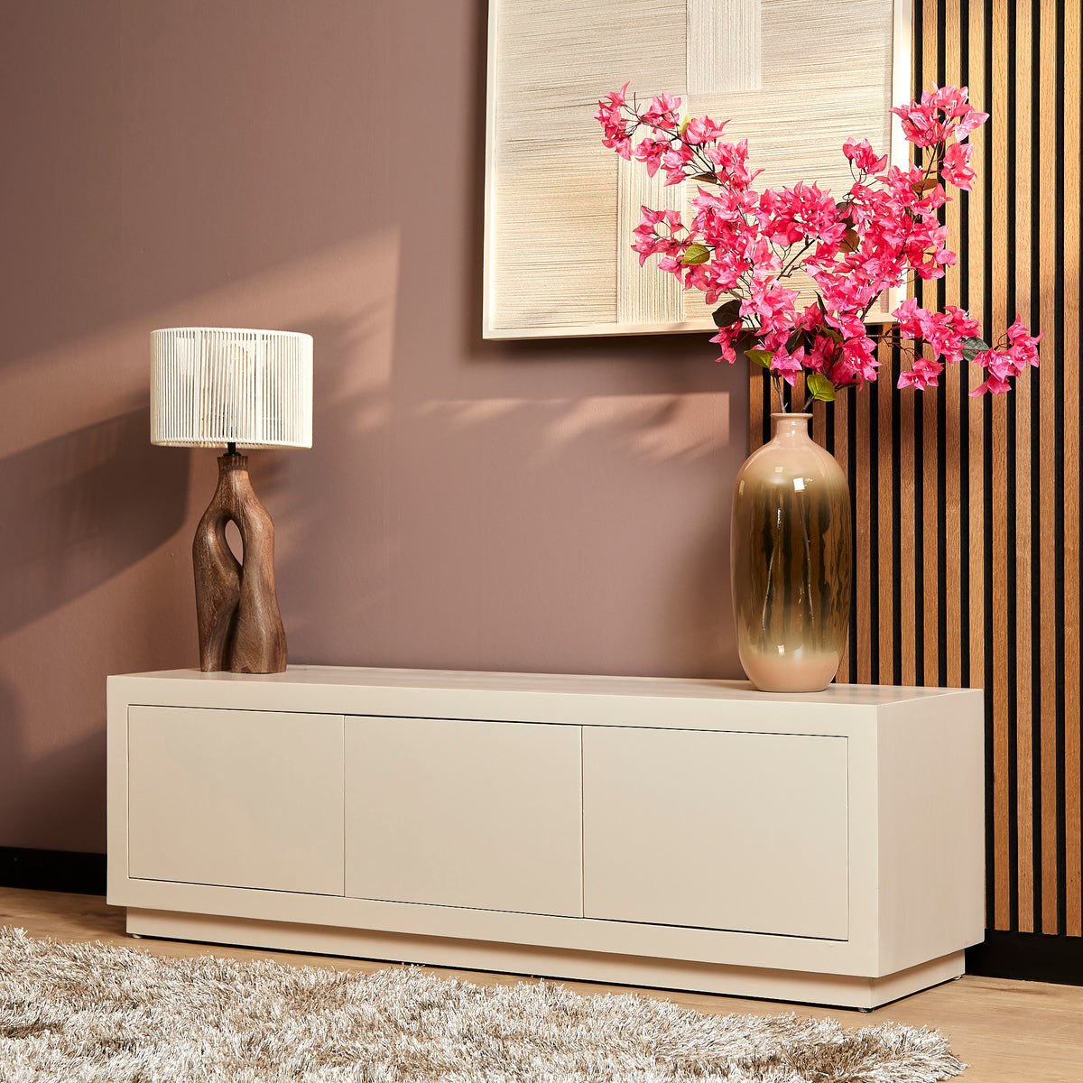 TV-Möbel - Mangoholz Sand, Drucköffnung, Grifflose Türen, 150 cm – Brussel | Starfurn