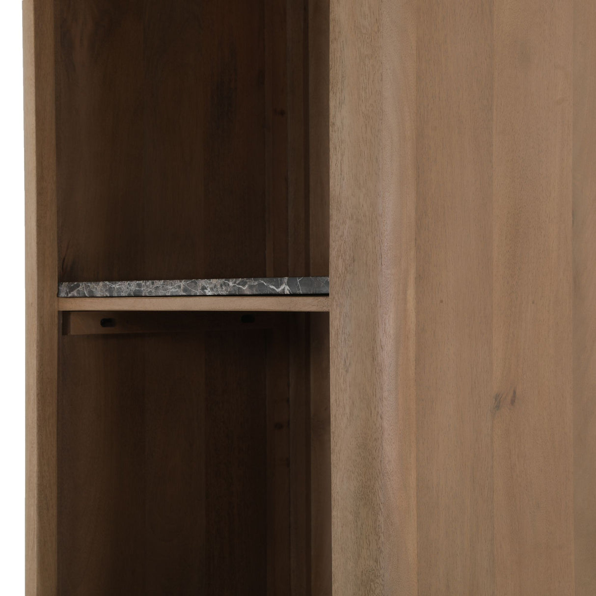 Bücherregal – FSC Massives Mangoholz, Natur Finish, Vertikales Holzdesign - Dallas | Starfurn